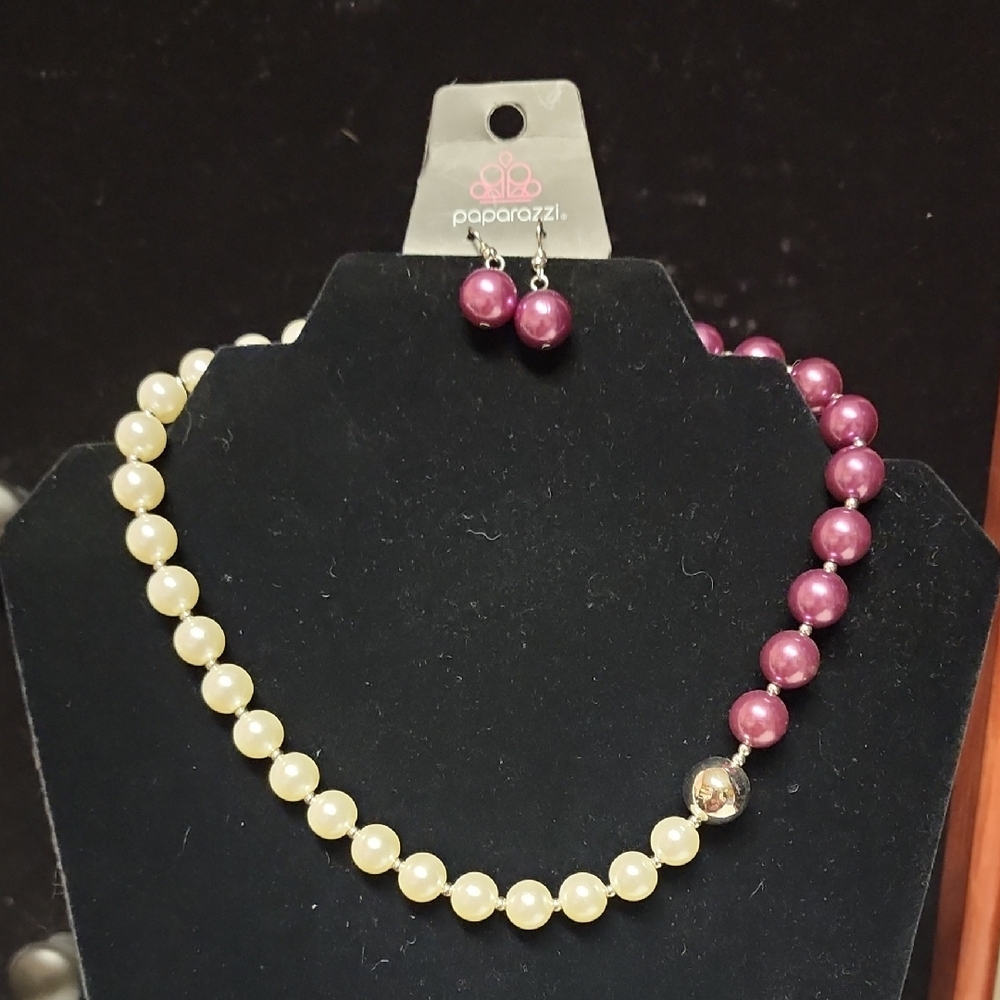 Paparazzi Necklace - 5th Avenue A-Lister - Purple